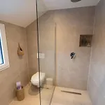 Haus In Villa *